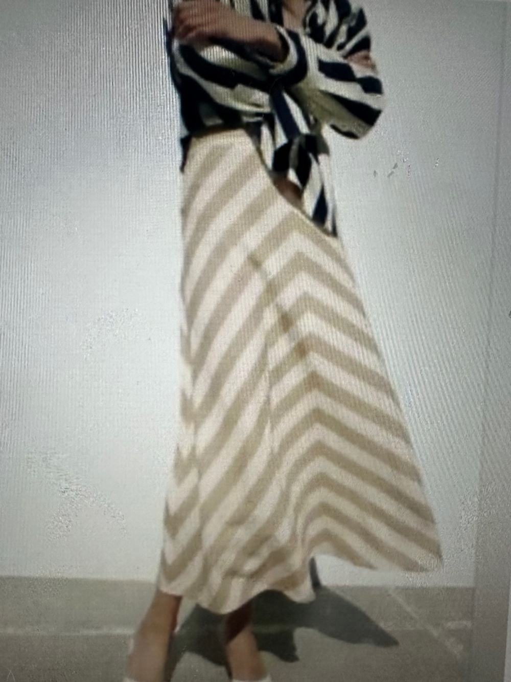 Zara Chevron Linen Blend Flowing Maxi Skirt. NWOT